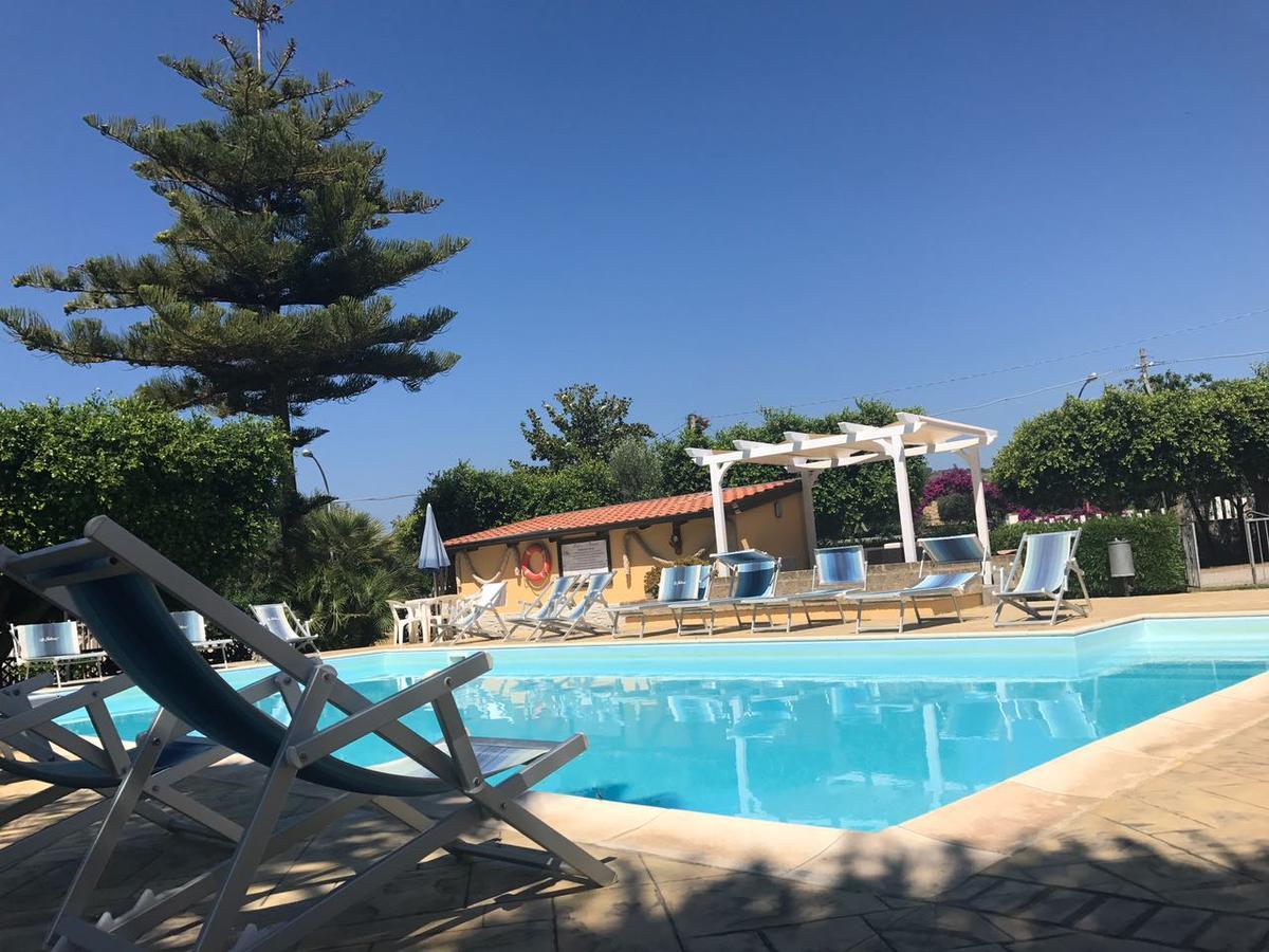 Hotel La Fattoria Sul Mare Капо-Ватикано Екстер'єр фото