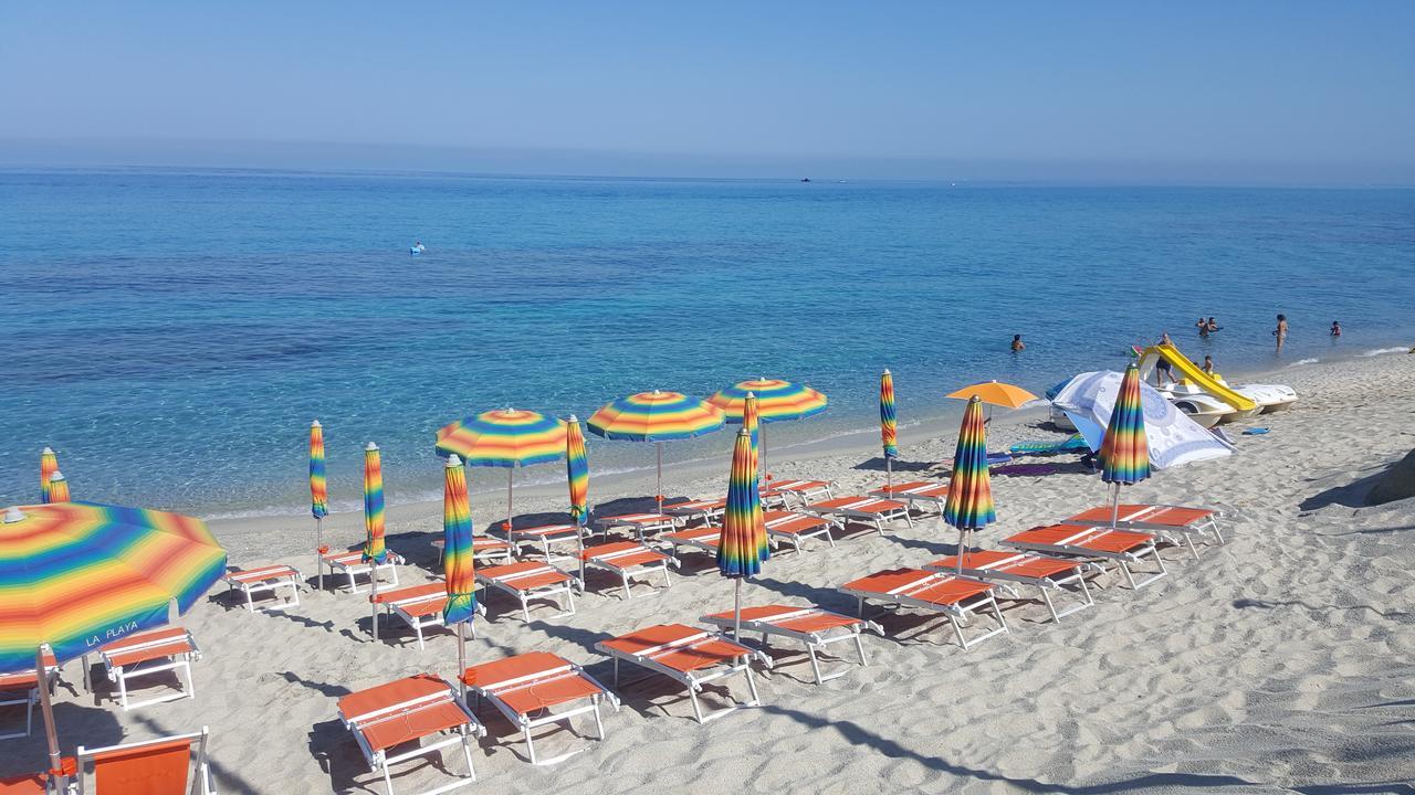 Hotel La Fattoria Sul Mare Капо-Ватикано Екстер'єр фото
